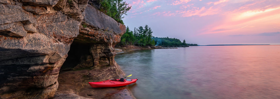 Noah Jigsaw Puzzle Kayaking Lake Superior caves near Munising, Michigan panorama 1000 pieces
