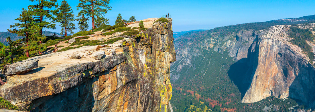 Noah Jigsaw Puzzle panorama at Taft Point in Yosemite National Park, California, United States. View from Taft Point: Yosemite Valley, El Capitan and Yosemite Falls panorama 1000 pieces