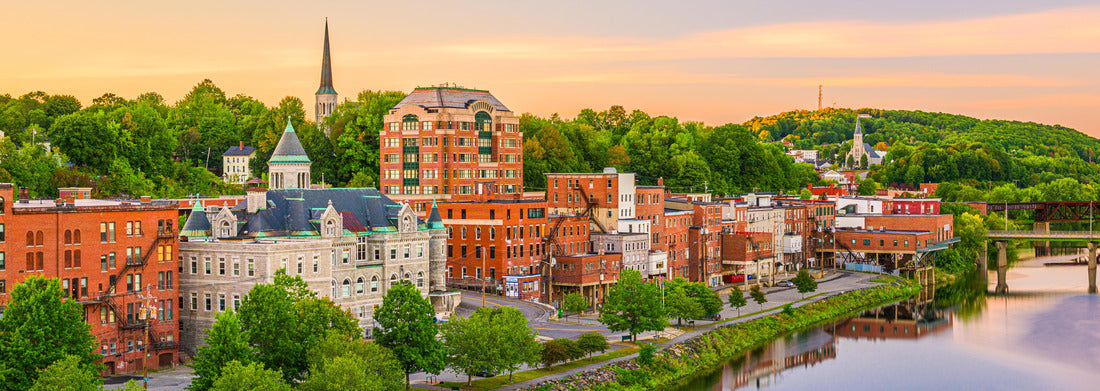 Noah Jigsaw Puzzle Augusta, Maine, USA skyline on the Kennebec River in the morning panorama 1000 pieces