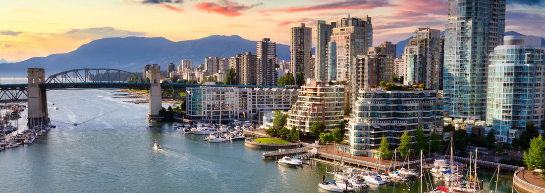 Noah Jigsaw Puzzle View of Burrard Bridge and False Creek in downtown Vancouver, British Columbia, Canada panorama 1000 pieces