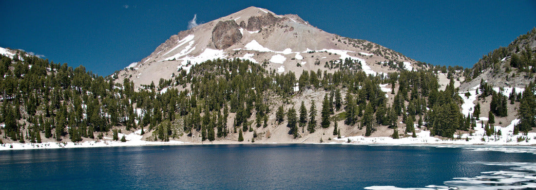 Noah Jigsaw Puzzle Lake Lassen Volcanic National Park panorama 1000 pieces
