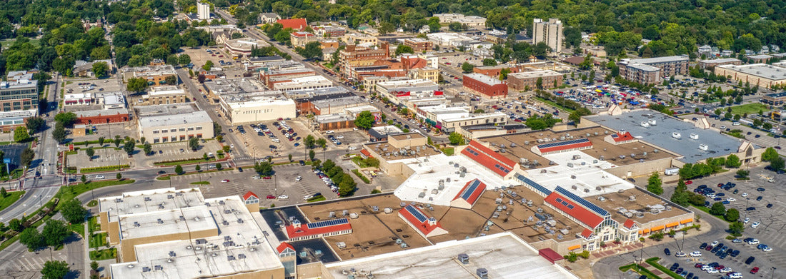 Noah Jigsaw Puzzle Aerial View of the College Town of Manhattan, Kansas in Summer panorama 1000 pieces