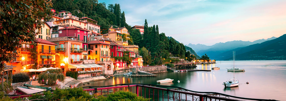 Noah Jigsaw Puzzle Old town of Varenna - picturesque sunset on Lake Como, Italy panorama 1000 pieces