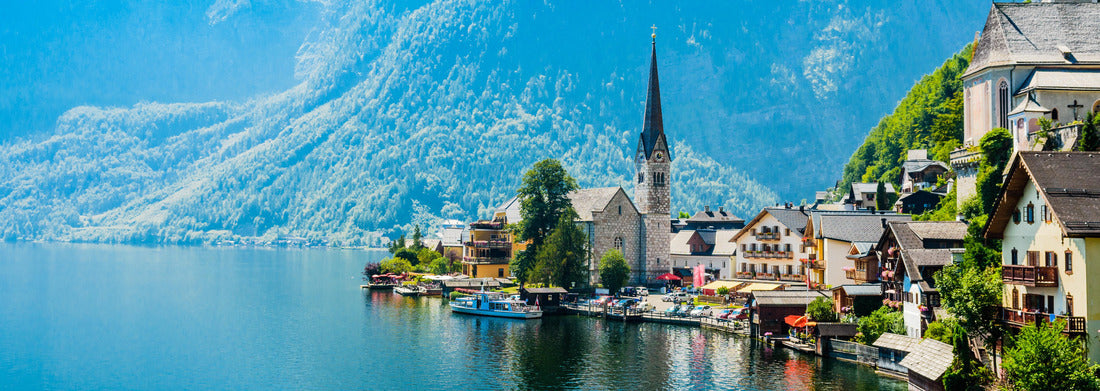 Noah Jigsaw Puzzle Beautiful romantic view on Church in Hallstatt on Hallstatter lake, alps Mountains. Salzkammergut, Salzburger Land, nearby Salzburg, Austria panorama 1000 pieces