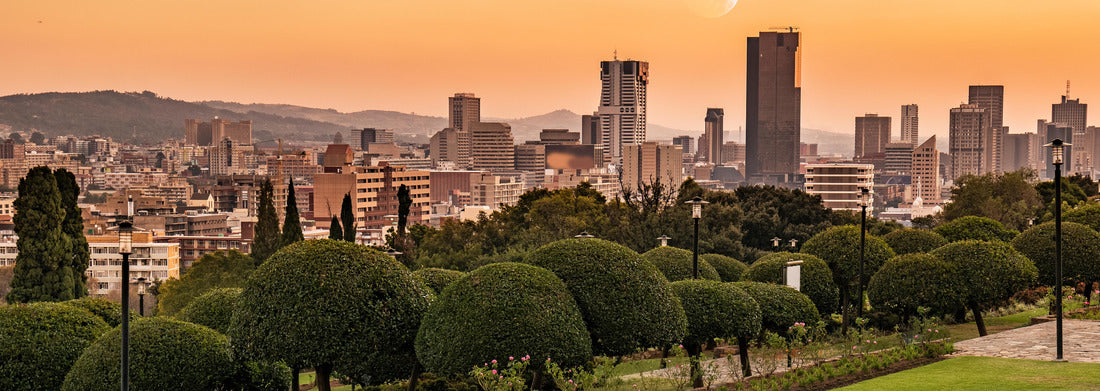Noah Jigsaw Puzzle Sunset shot of City of Pretoria with moon in the sky from Union Building Park Gauteng South Africa panorama 1000 pieces