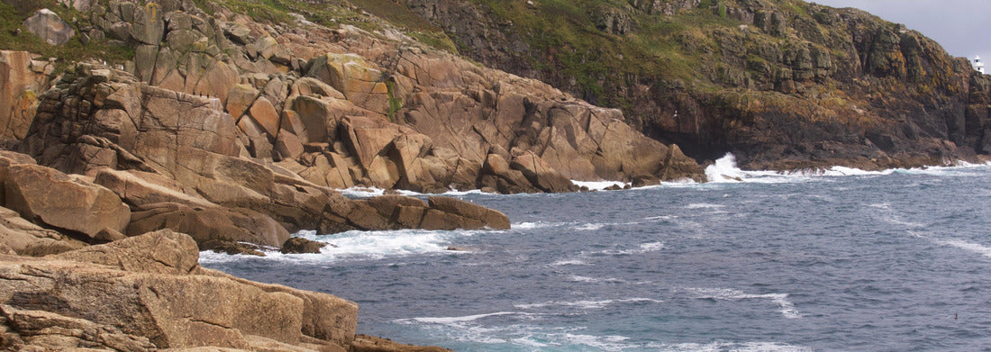 Noah Jigsaw Puzzle Boscawen Cliffs at Chough Zawn, Zawn Gamper and Tater-du lighthouse panorama 1000 pieces