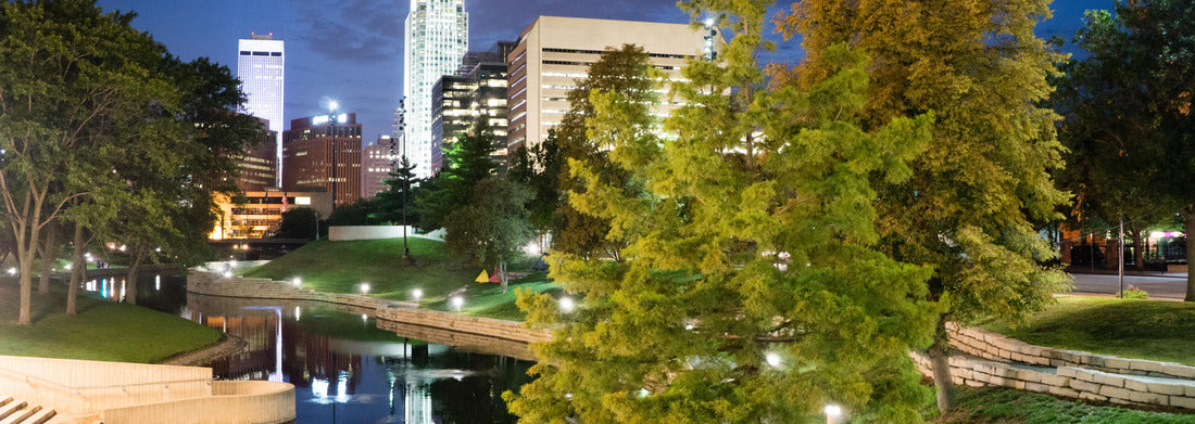 Noah Jigsaw Puzzle City features park waterfront downtown city skyline Omaha Nebraska panorama 1000 pieces
