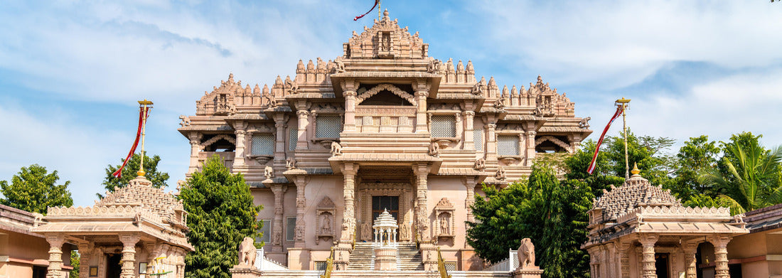 Noah Jigsaw Puzzle Borij Derasar, a Jain Temple in Gandhinagar - Gujarat State of India panorama 1000 pieces