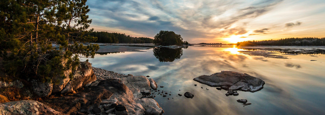 Noah Jigsaw Puzzle Sunset in Voyageurs National Park behind the Ash River Visitor Center (Minnesota) panorama 1000 pieces