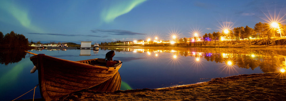 Noah Jigsaw Puzzle A wooden boat on the lake under a sky with brilliant aurora, Yellowknife, Canada panorama 1000 pieces