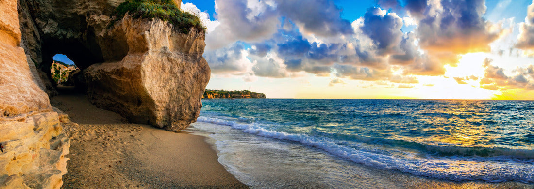 Noah Jigsaw Puzzle amazing sea sunset at the small hidden beach in Tropea, Calabria, Italy panorama 1000 pieces