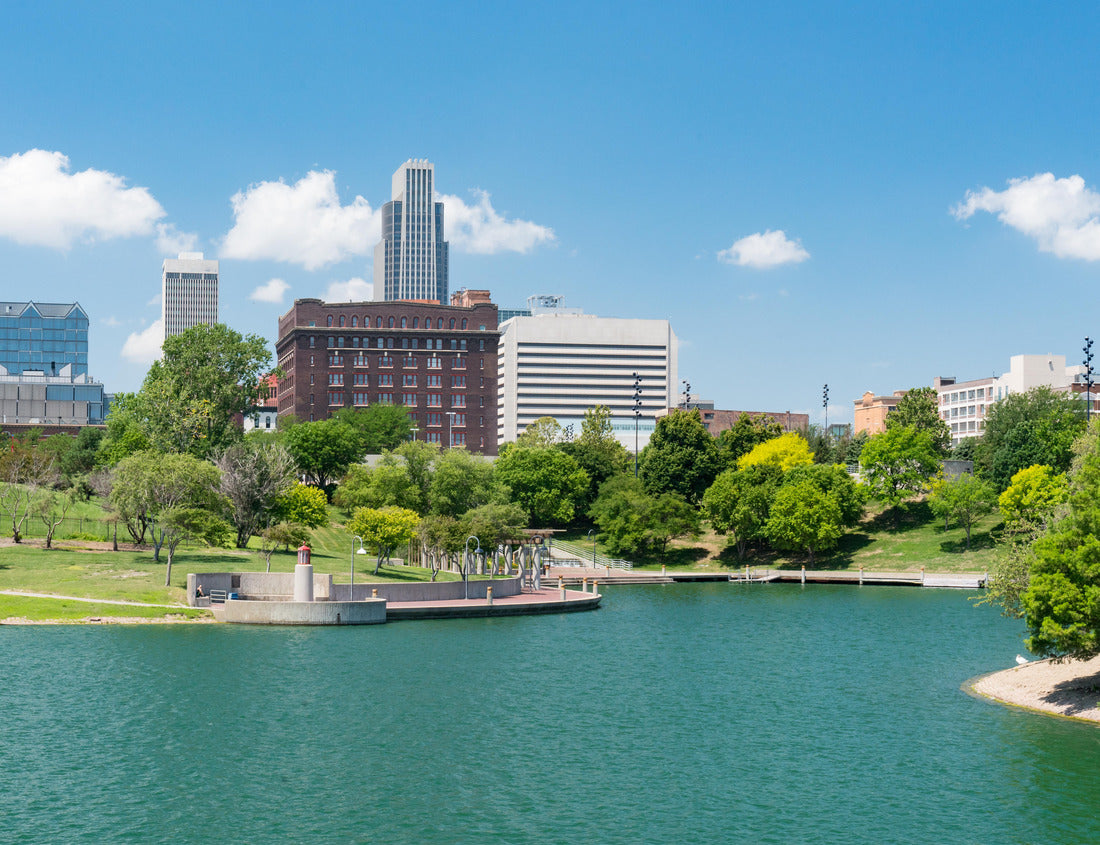 Noah Jigsaw Puzzle City skyline of Omaha Nebraska from the Heartland of America Park 1000 pieces