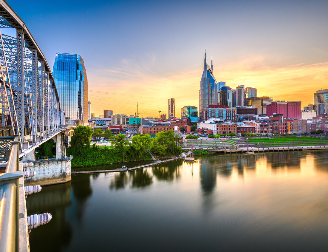 Noah Jigsaw Puzzle Nashville, Tennessee, USA downtown city skyline at dusk on the Cumberland River 1000 pieces