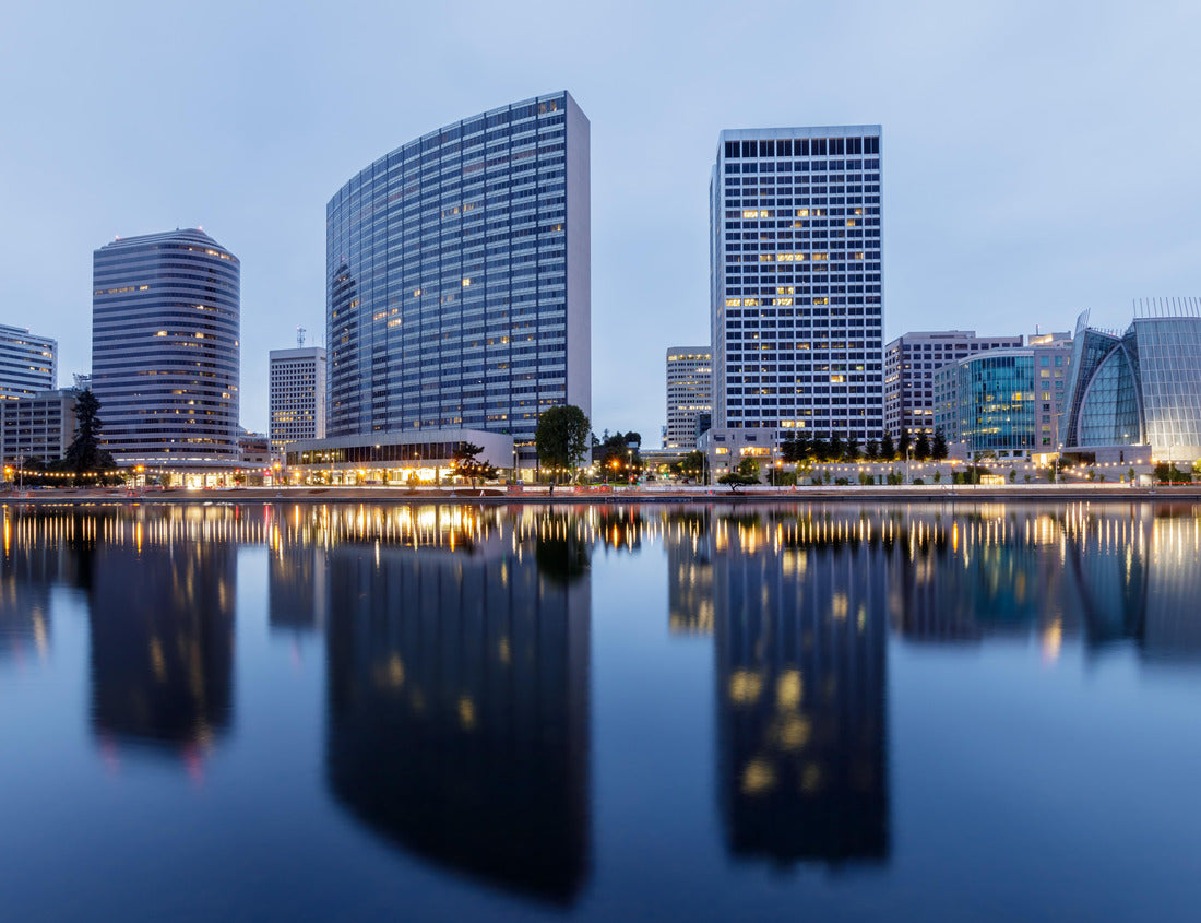Noah Jigsaw Puzzle Downtown Oakland and Lake Merritt Reflections at Twilight. Oakland, Alameda County, California, USA 1000 pieces