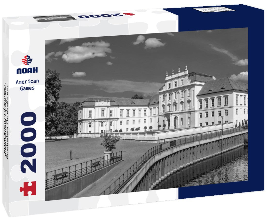 The castle in Oranienburg near Berlin, Brandenburg, Germany 2000pc PuzzleBlack and White