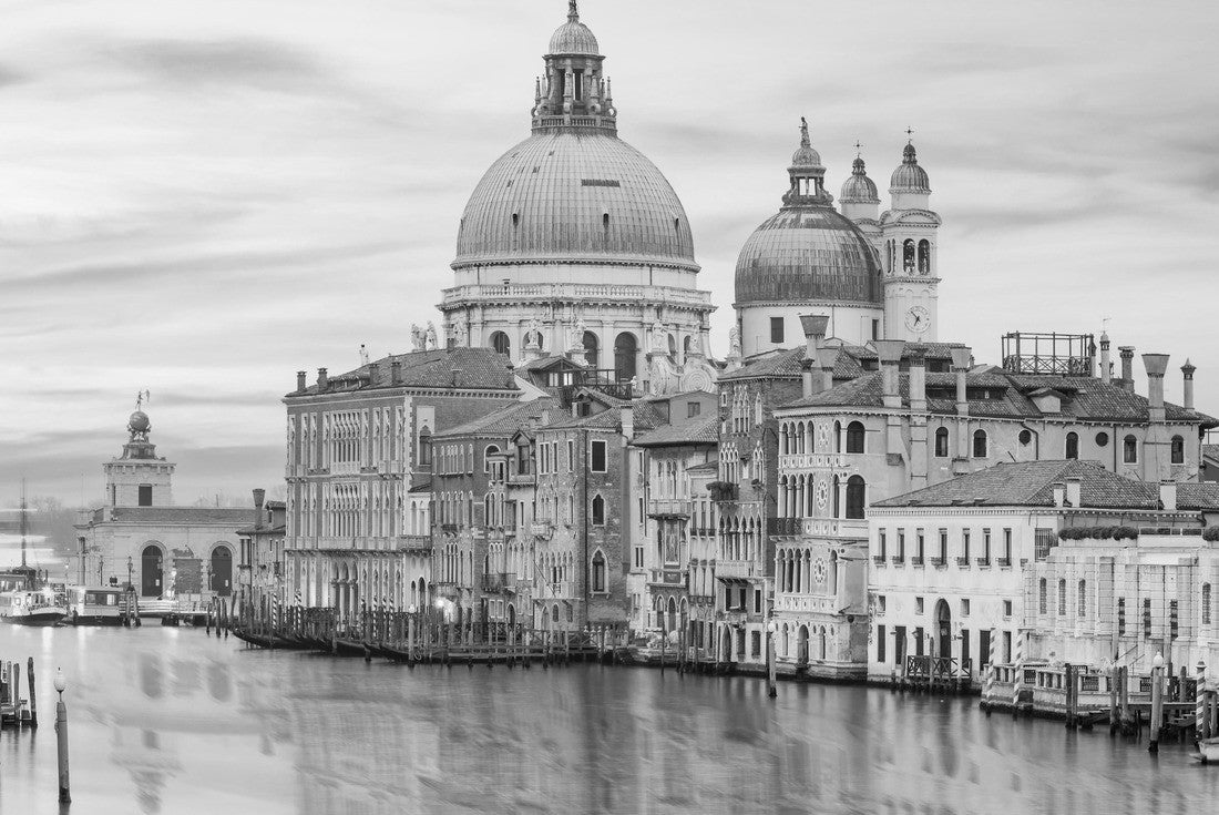 A breathtaking view of the Venice skyline with the Grand Canal and the Basilica of Santa Maria Della Salute in the distance during a dramatic sunrise 2000pc PuzzleBlack and White