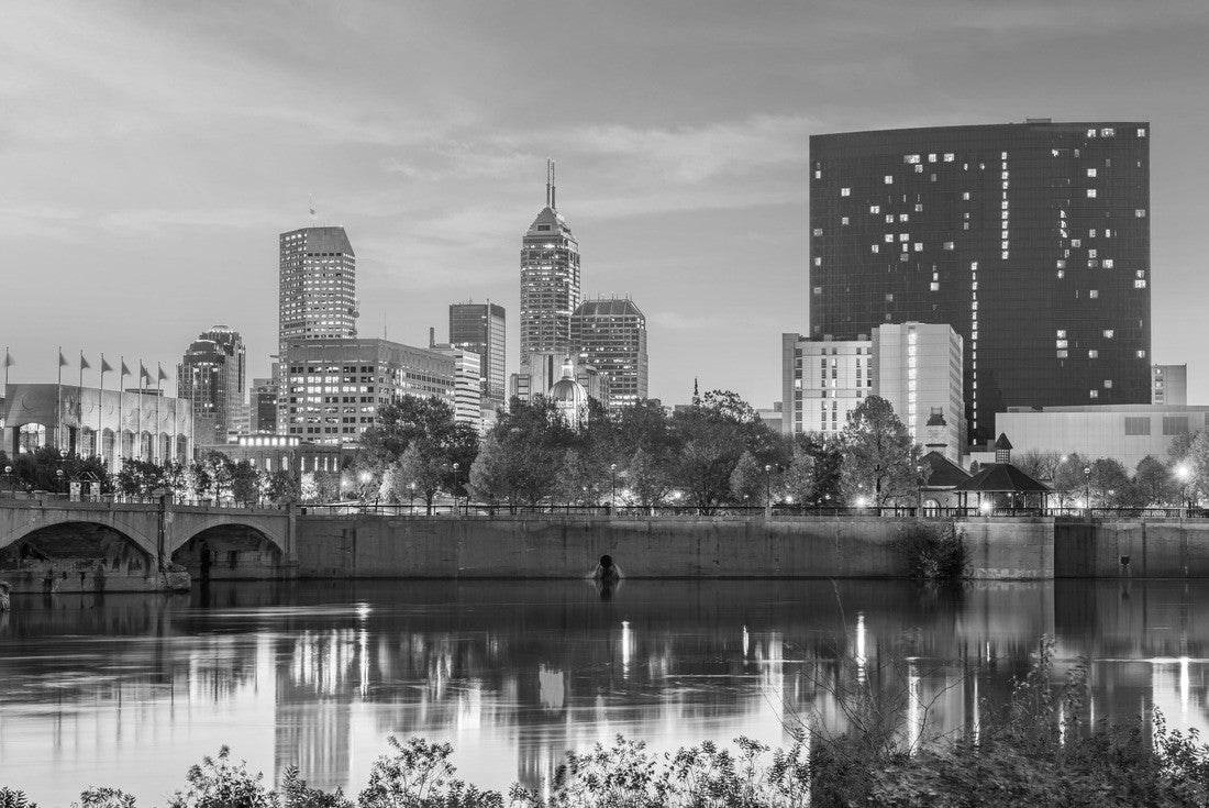 Noah Jigsaw Puzzle Indianapolis, Indiana, USA skyline on the White River at dusk in black white 2000 pieces
