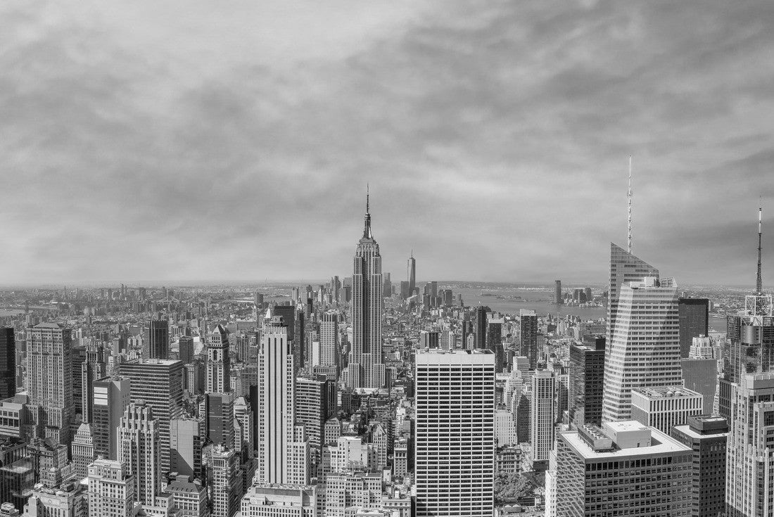 Midtown Manhattan at sunset, New York City. aerial view of city skyscrapers at dusk 2000pc PuzzleBlack and White