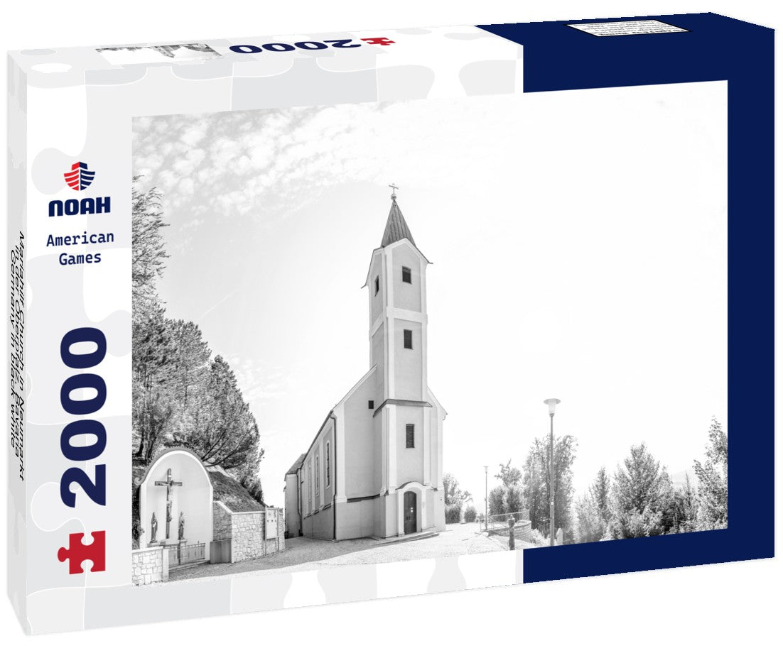 Mariahilf Church in Neumarkt in der Oberpfalz, Bavaria, Germany 2000pc PuzzleBlack and White