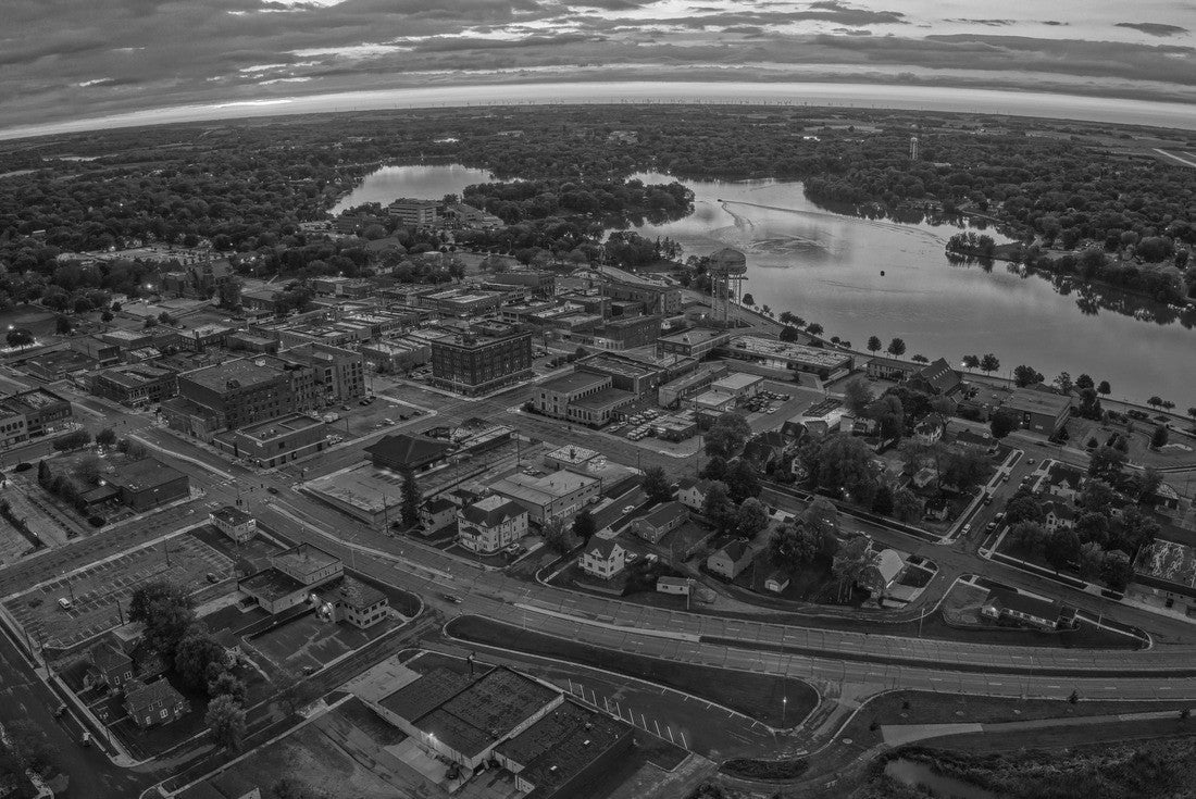 Aerial View of Downtown Albert Lea, Minnesota at Dusk in Summer 2000pc PuzzleBlack and White