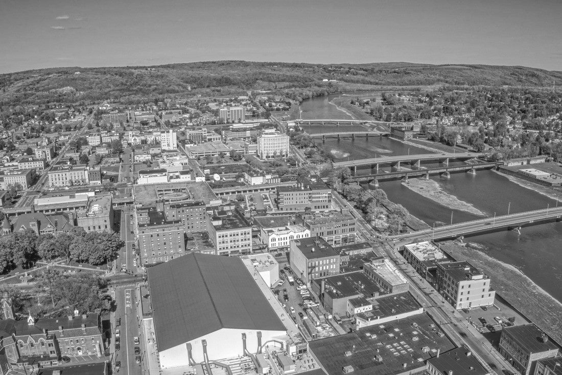 Elmira is a Town in Upstate New York on the Chemung River 2000pc PuzzleBlack and White