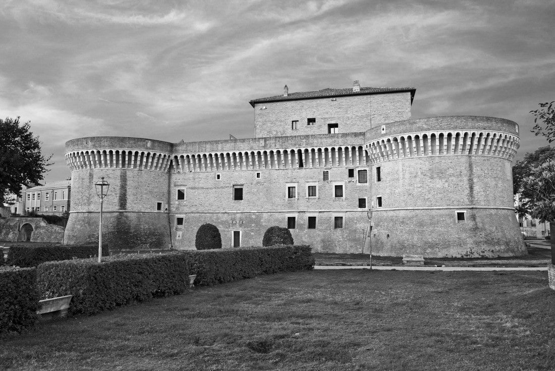 Senigallia, Ancona, Marche, Italy: view of the arrival of the medieval castle Rocca Roveresca in the old town of the ancient city on the Adriatic coast 2000pc PuzzleBlack and White