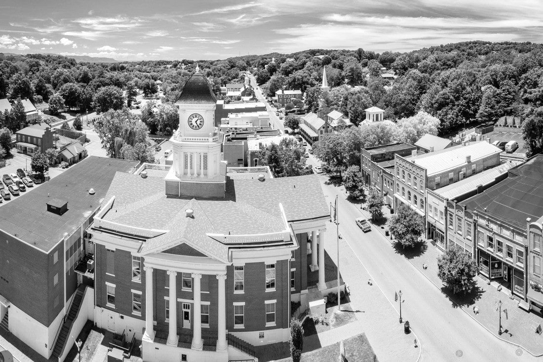 Aerial view of Tennessee's oldest town, Jonesborough and its courthouse. Jonesborough was founded in 1779 and it was the capital for the failed 14th State of the US, known as the State of Franklin 2000pc PuzzleBlack and White