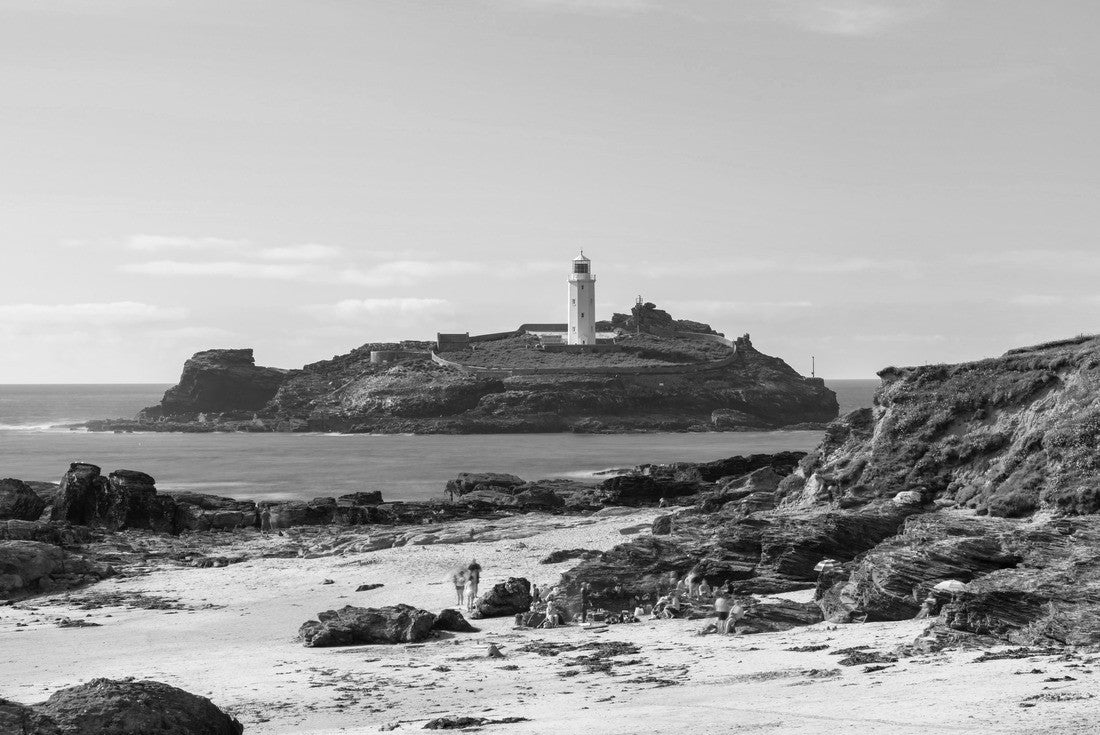 Gwithian Beach and Godrevy Lighthouse in Cornwall, United Kingdom 2000pc PuzzleBlack and White