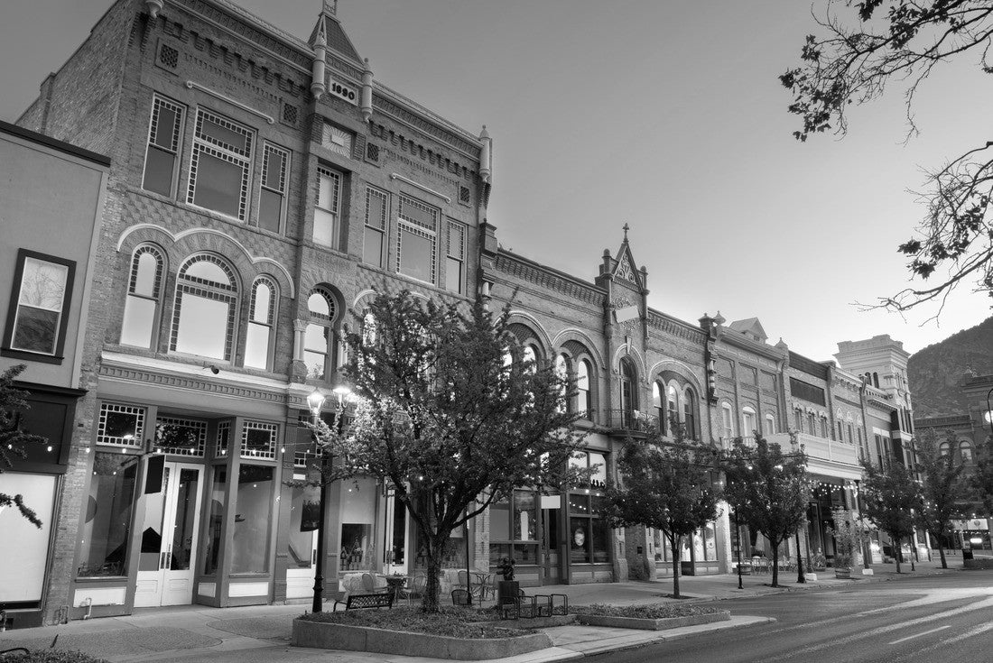 Provo, Utah, USA Center Street at dusk 2000pc PuzzleBlack and White