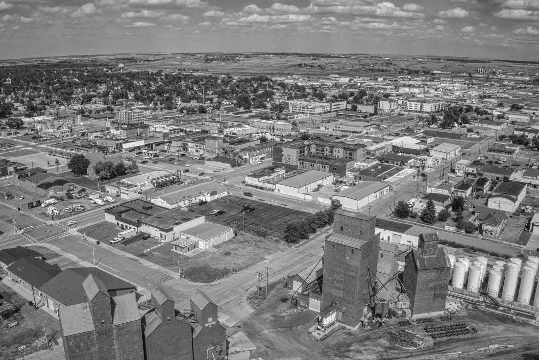 Aerial view of Williston in the Bakken oil fields of North Dakota 2000pc PuzzleBlack and White