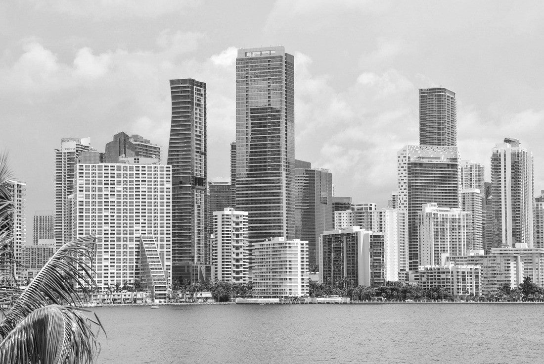 Downtown Miami skyline along waterfront in South Florida 2000pc PuzzleBlack and White