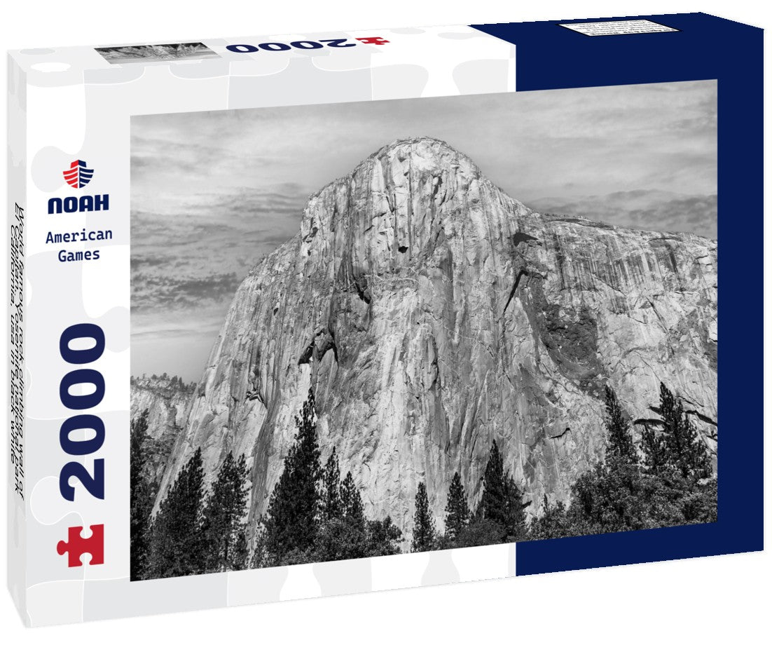 World famous rock climbing wall of El Capitan, Yosemite national park, California, usa 2000pc PuzzleBlack and White