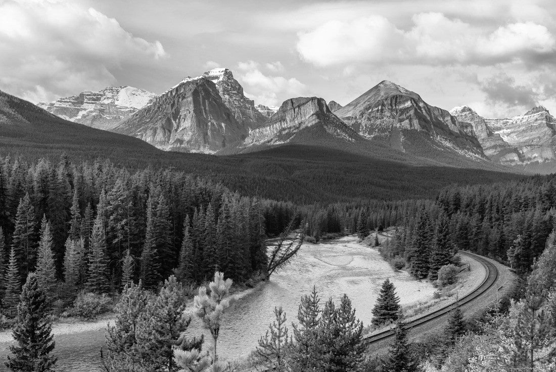 Noah Jigsaw Puzzle Canadian Rocky landscape. Autumn season skyscrapers sunny sky. Lake Louise, Banff National Park, Alberta, Canada in black white 2000 pieces