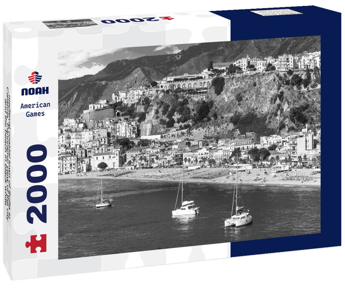 medieval coastal town of Scilla in Calabria. the city and the beach 2000pc PuzzleBlack and White