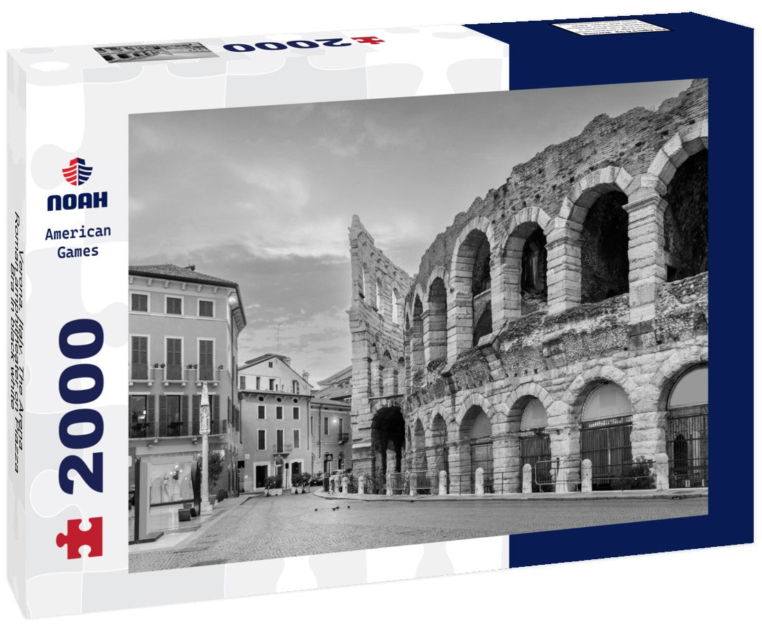 Verona, Italy. The Arena, Roman amphitheater on Piazza Bra 2000pc PuzzleBlack and White