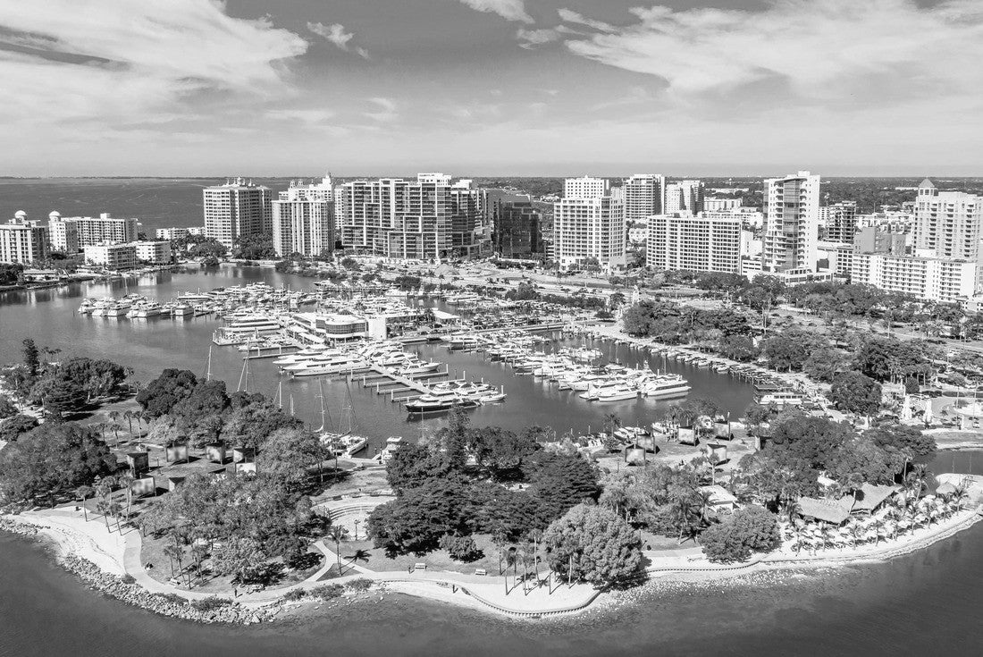 Sarasota Florida Downtown Bayfront Park Jacks Golden Gate 2000pc PuzzleBlack and White