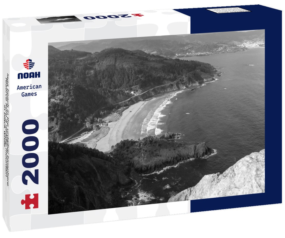 laga beach in the urdaibai biosphere reserve from a nearby mountain 2000pc PuzzleBlack and White