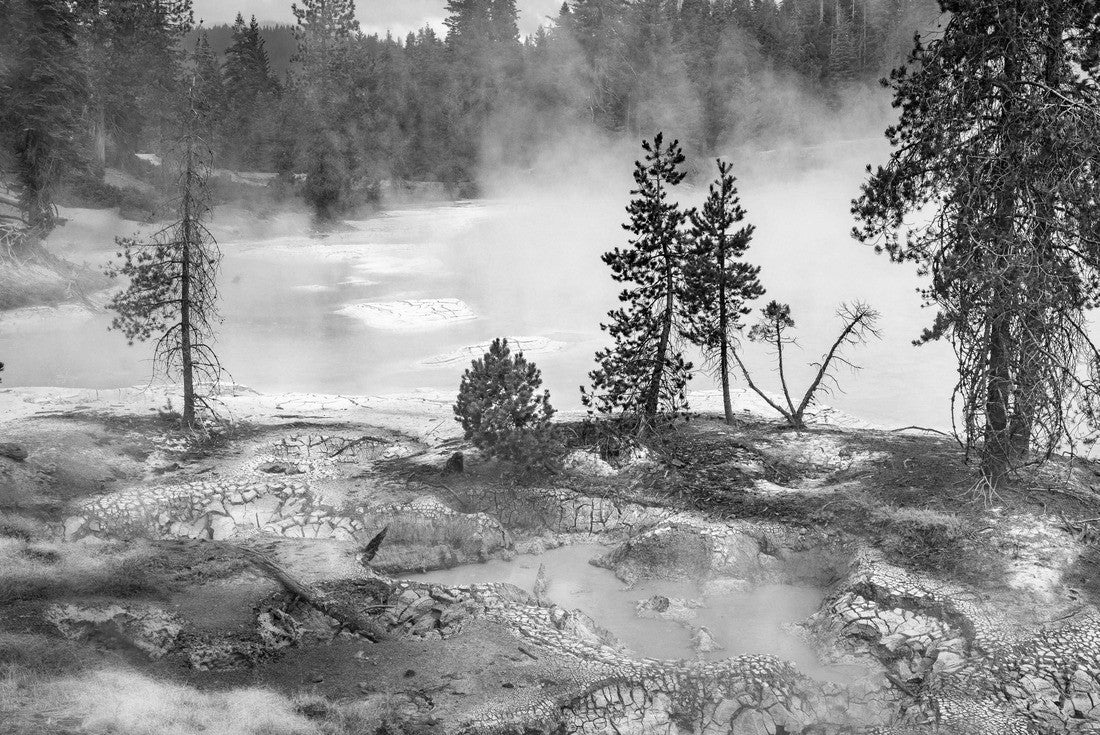 Noah Jigsaw Puzzle Boiling Springs Lake in Lassen Volcanic National Park in California in black white 2000 pieces