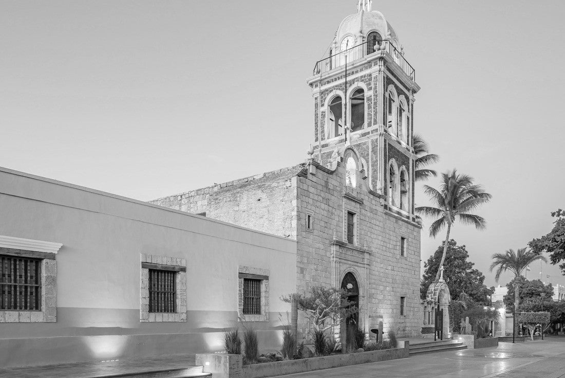 Noah Jigsaw Puzzle Loreto, Baja California Sur, Mexico. Bell tower on the Loreto Mission Church at sunset in black white 2000 pieces