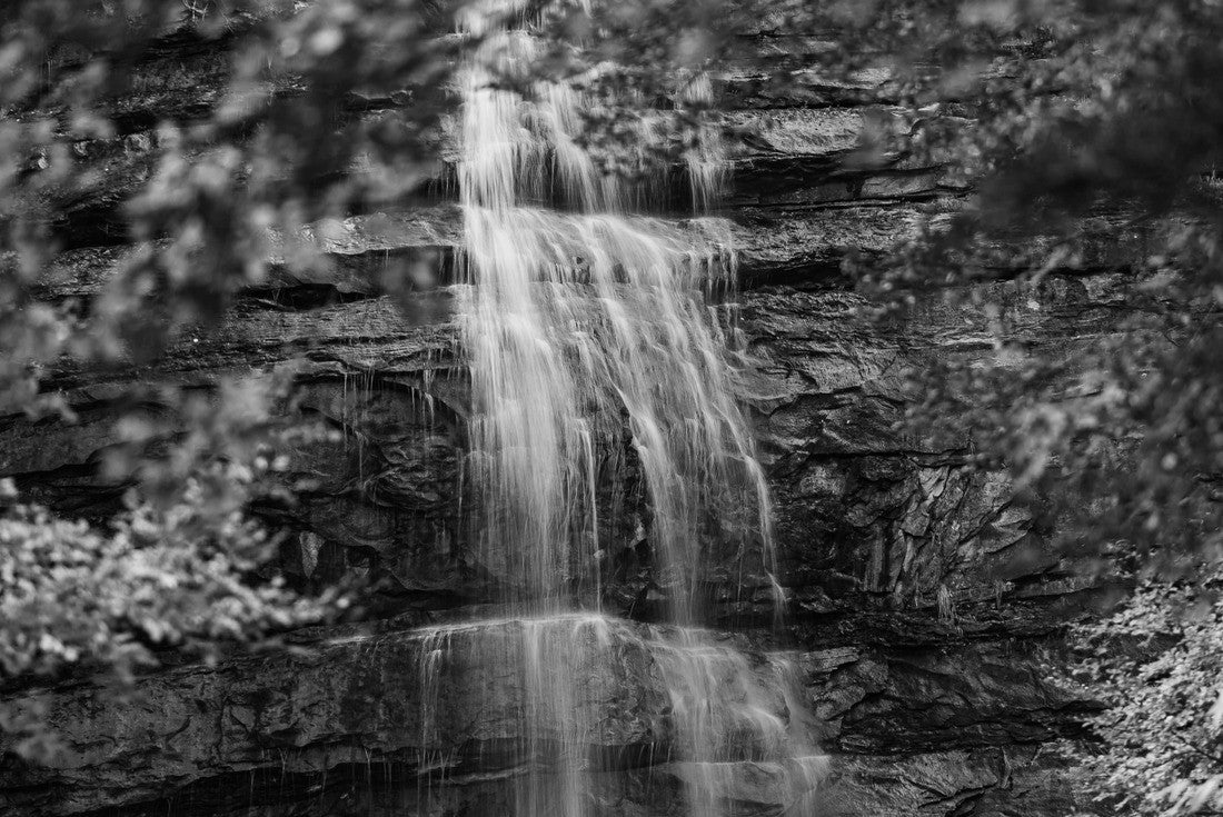 Noah Jigsaw Puzzle Morricana waterfalls in Monti della Laga, Abruzzo, Italy, in the fall season with red and orange leaves in black white 2000 pieces