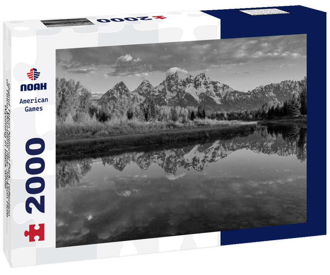 Grand Teton National Park, reflection of Teton Mountains near Jackson Hole, Wyoming 2000pc PuzzleBlack and White