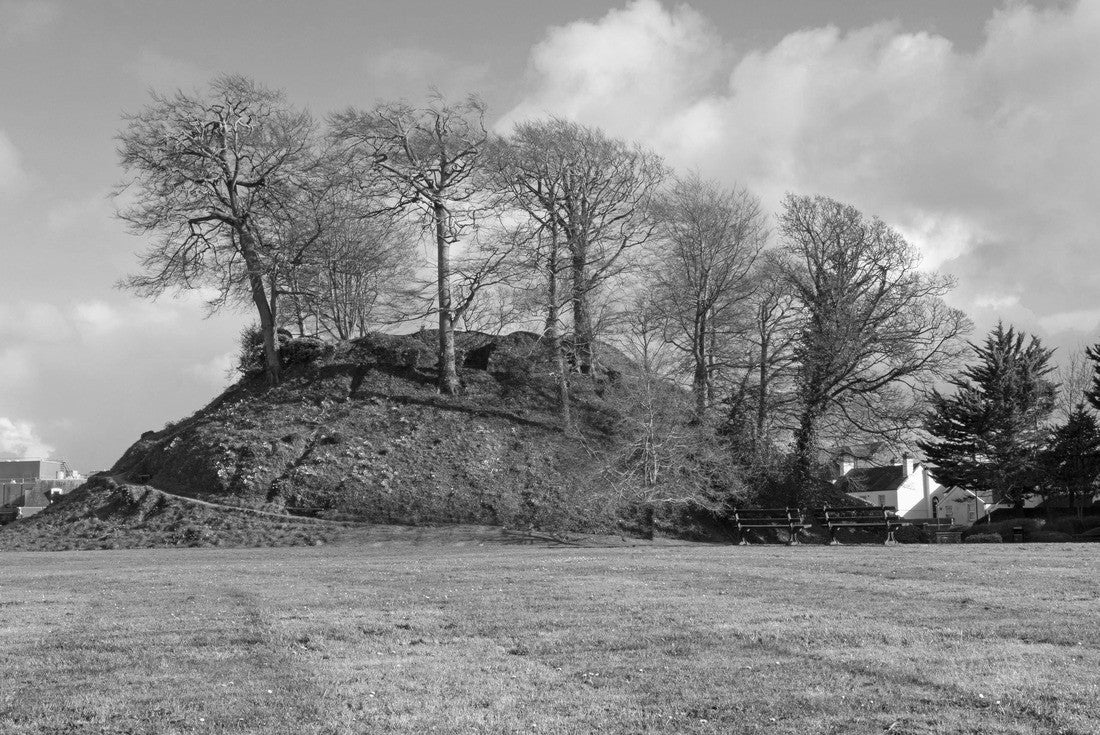 Barnstaple Castle's motte in North Devon, UK during winter 2000pc PuzzleBlack and White