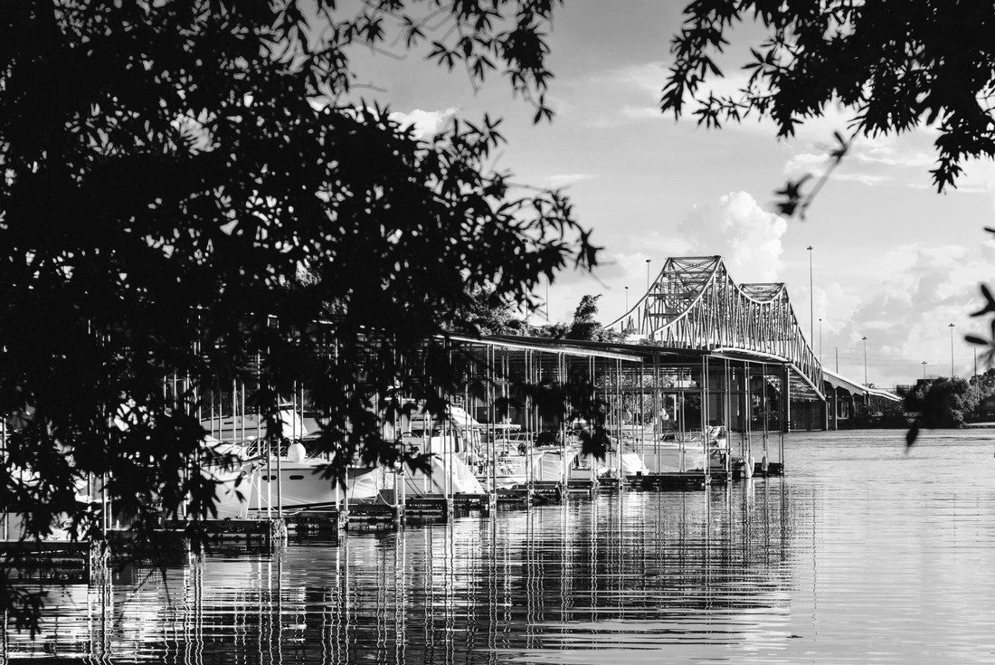 A beautiful shot of a billiards bridge with steamboat on the Tennessee River in Decatur, Alabama 2000pc PuzzleBlack and White