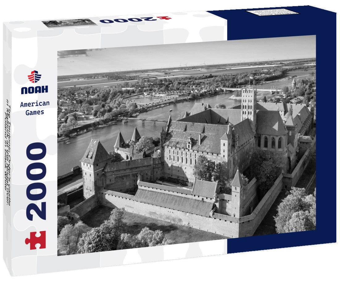 The Teutonic Order's castle in Malbork at the Nogat river. Poland 2000pc PuzzleBlack and White