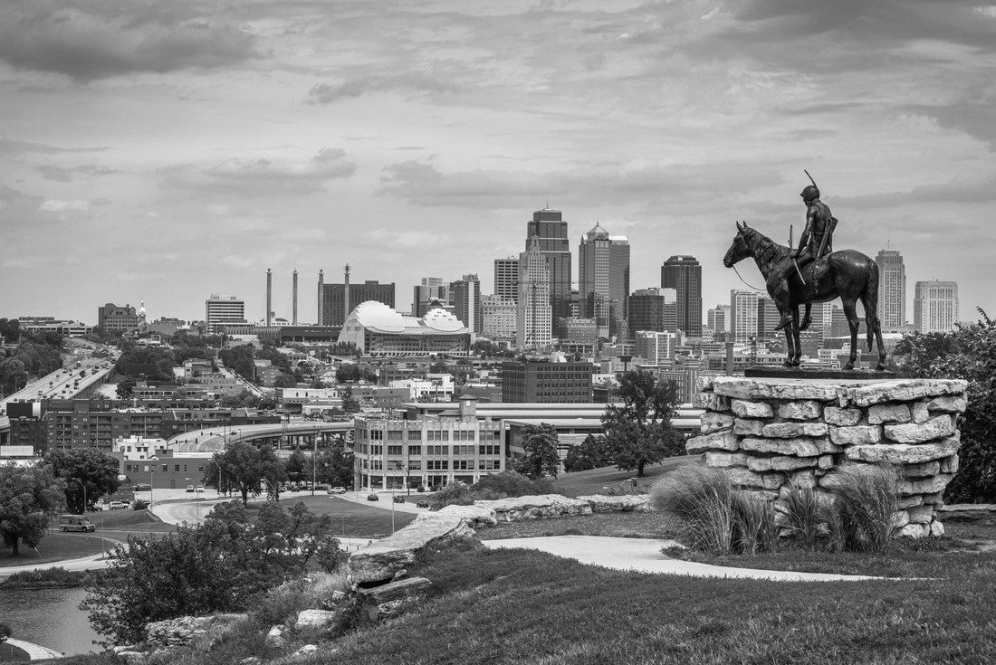 Kansas City, Missouri, USA downtown city skyline and parks 2000pc PuzzleBlack and White