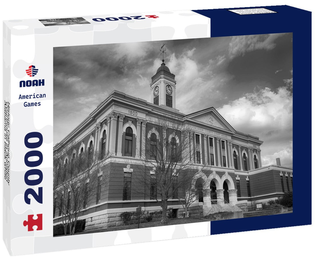 Historic Calhoun County Courthouse in Anniston, Alabama 2000pc PuzzleBlack and White