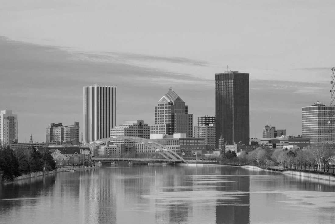 Skyline of Rochester New York 2000pc PuzzleBlack and White