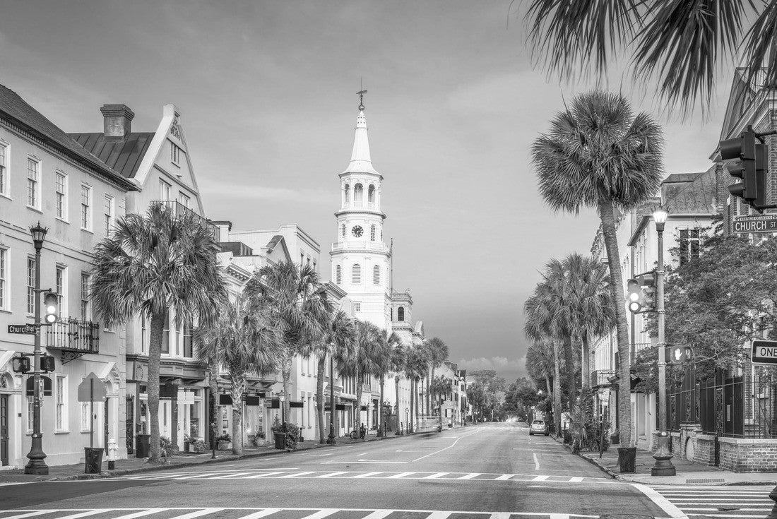 Charleston, South Carolina, USA cityscape in the historic French Quarter 2000pc PuzzleBlack and White
