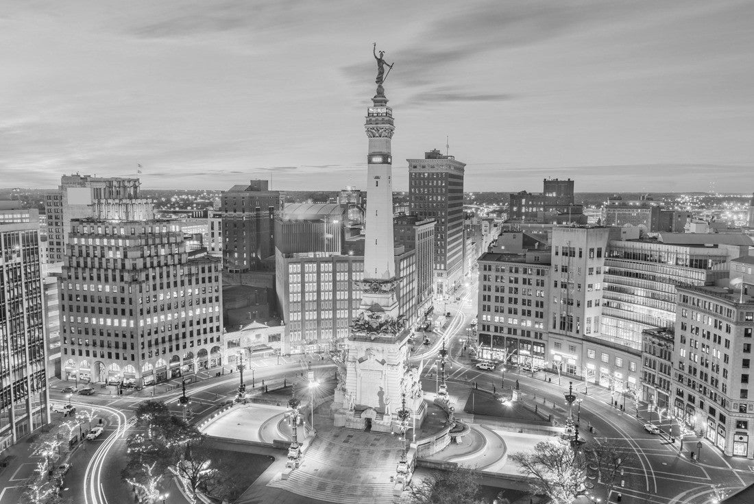 Noah Jigsaw Puzzle Indianapolis, Indiana, USA skyline over Soliders' and Sailors' Monument at dusk in black white 2000 pieces