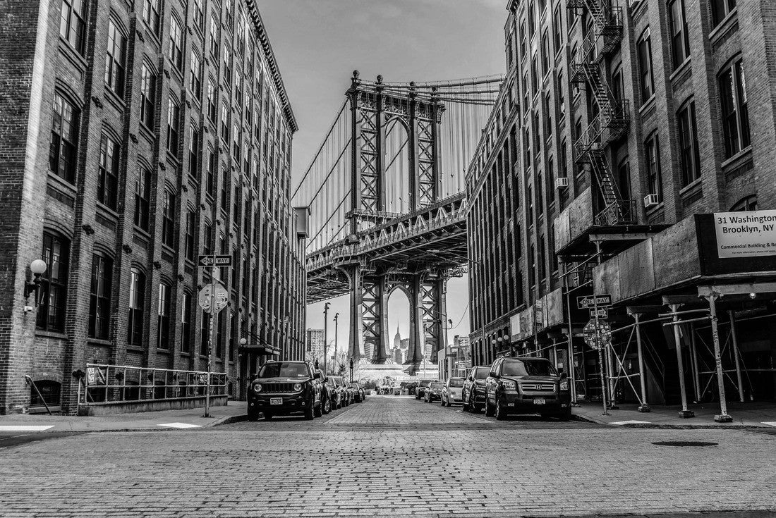 Manhattan Bridge through the eyes of Brooklyn 2000pc PuzzleBlack and White